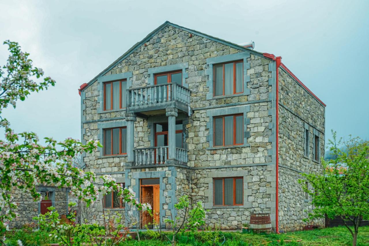 Zartonq Hotel Tat'ev Bagian luar foto