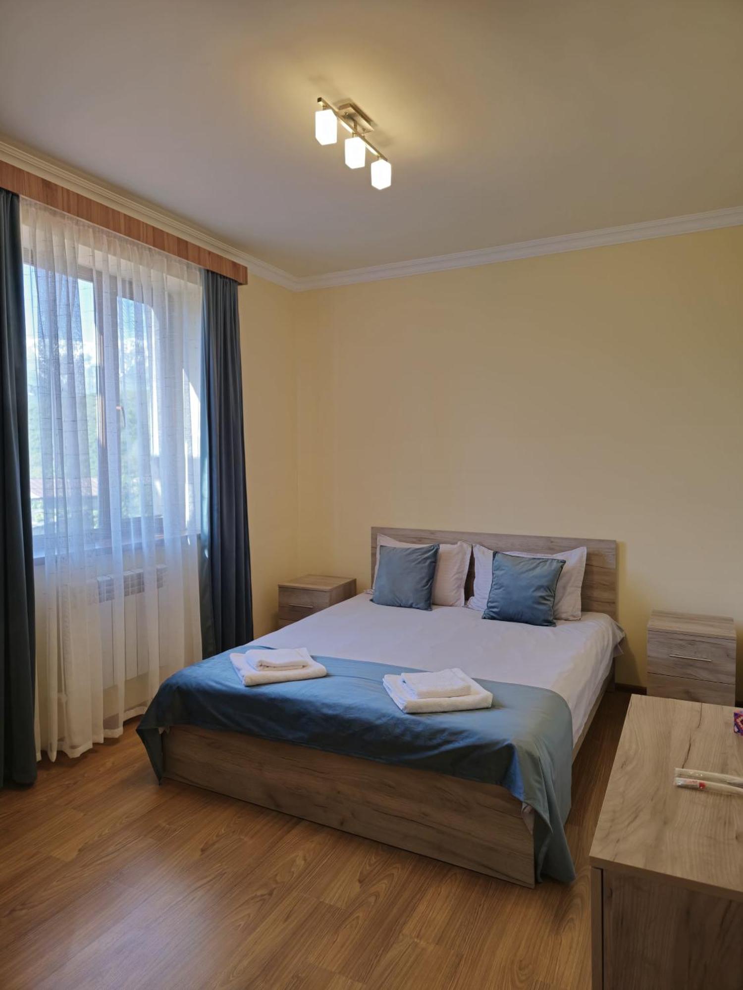 Zartonq Hotel Tat'ev Bagian luar foto